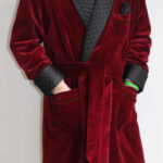 Men long Smoking Robe Jacket in Maroon Quilted Velvet New arrival for Elegant Hosting Evening Party Wear Long Coat